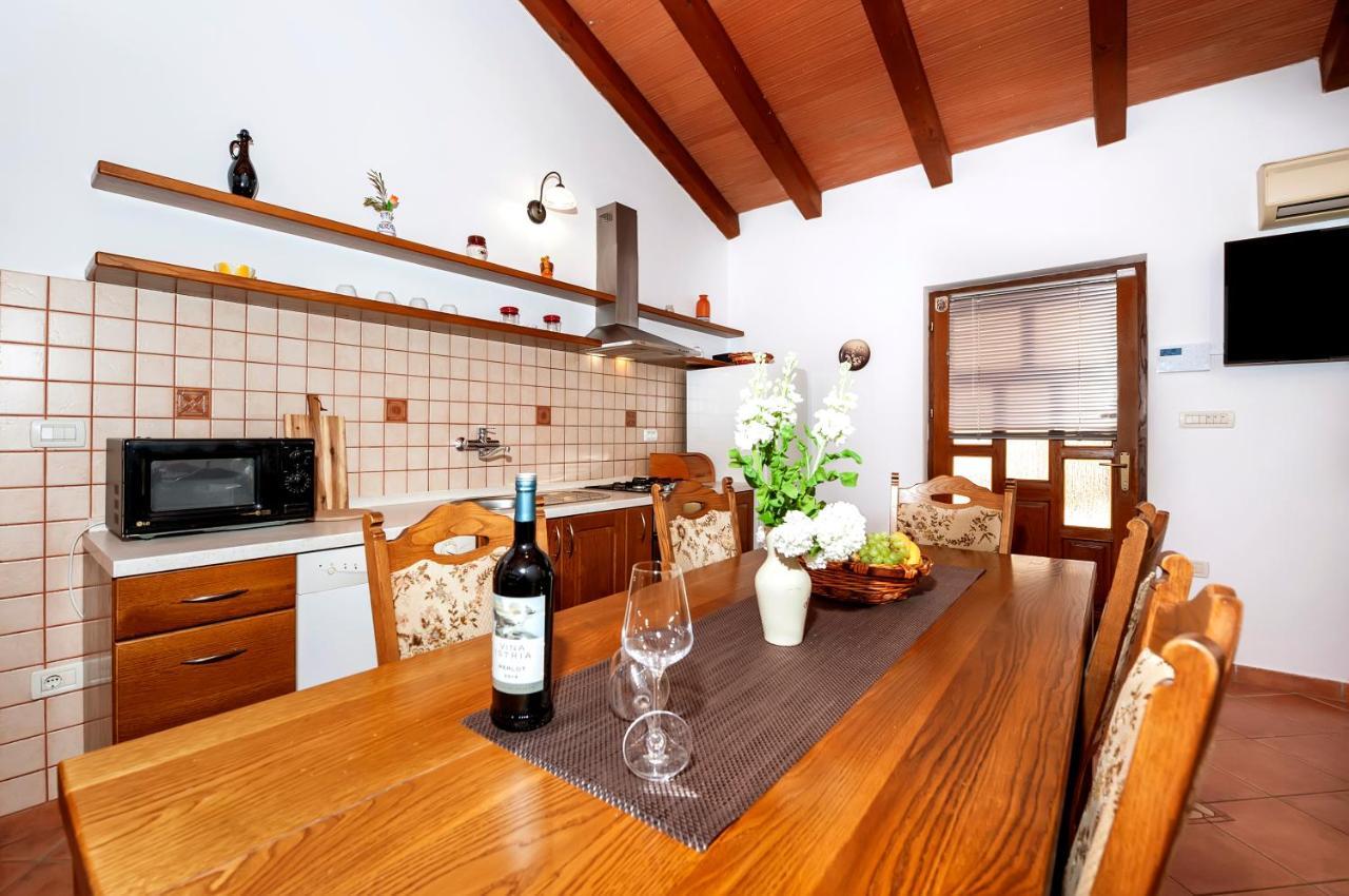 Apartament House Ulika Bale Zewnętrze zdjęcie